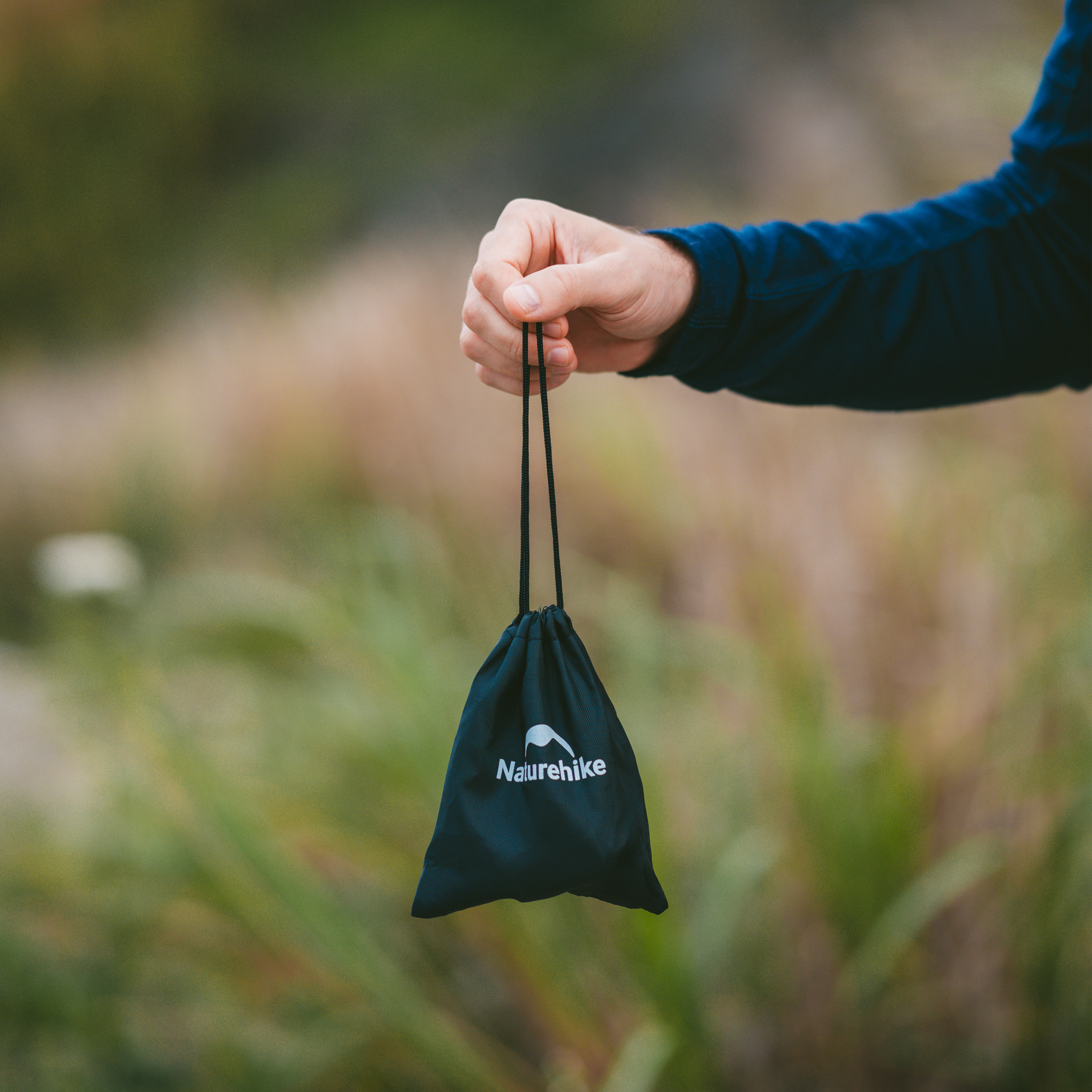 Naturehike Wind mini 2 kompresor/pumpa so svetlom 104g - zelená